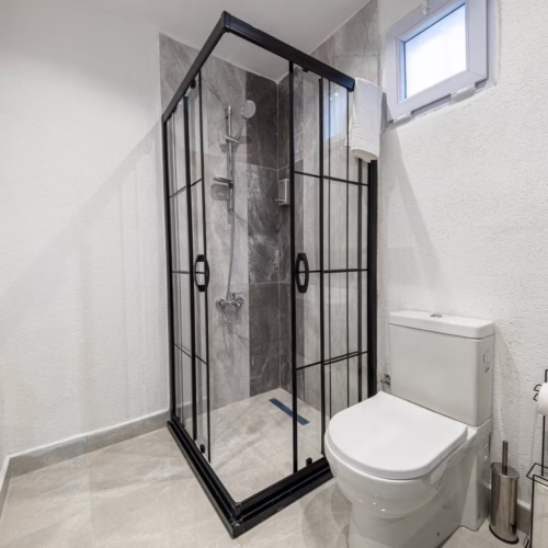 3 Bedrooms Family Apartment 6+1 People