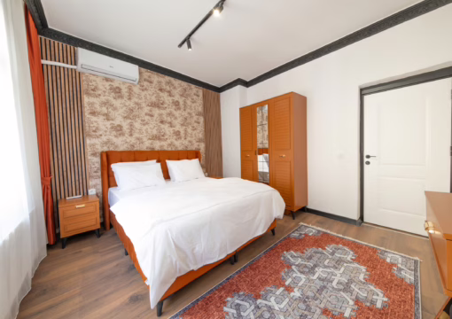3 Bedrooms 6+1 People