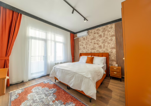 3 Bedrooms 6+1 People