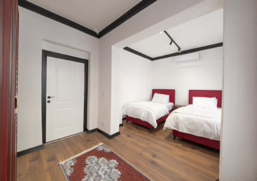 3 Bedrooms Apartment 7+1 People