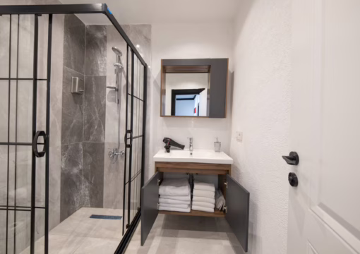 3 Bedrooms Apartment 7+1 People