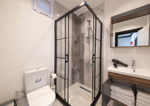 3 Bedrooms Apartment 7+1 People