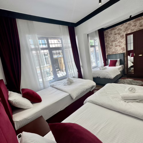 3 Bedrooms Family Apartment 7+1 People